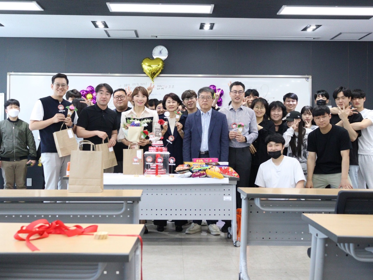 Happy Teacher's Day ̹